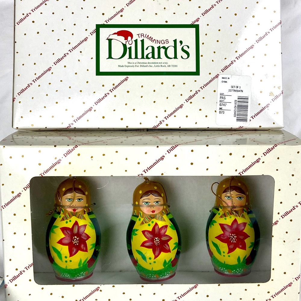 Vintage boxed set of 3 wooden Matryoshka 🪆 Doll Ornaments Christmas poinsettia